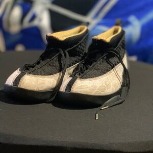 Jordan 15 Retro LS ‘Laser’